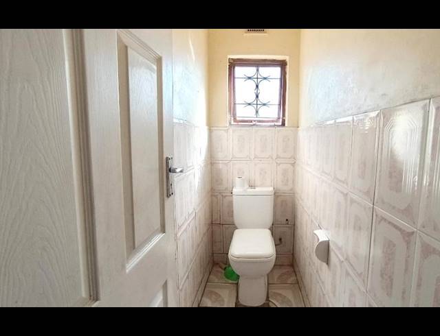 3 BEDROOM HOUSE FOR SALE IN KWAMASHU